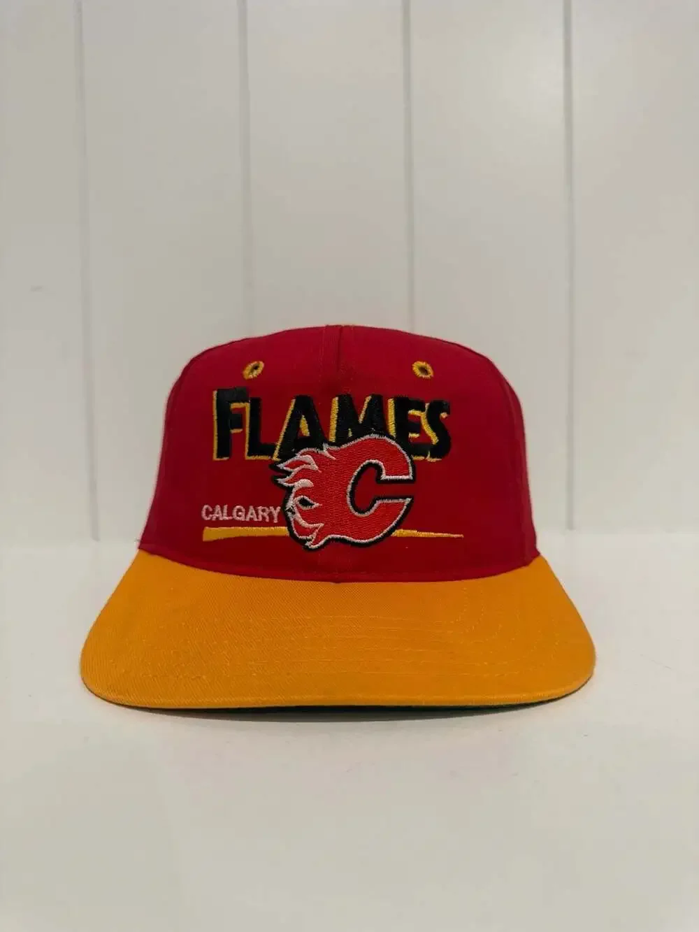 Vintage 1990s Calgary Flames NHL Snapback Hat by Twins Enterprises